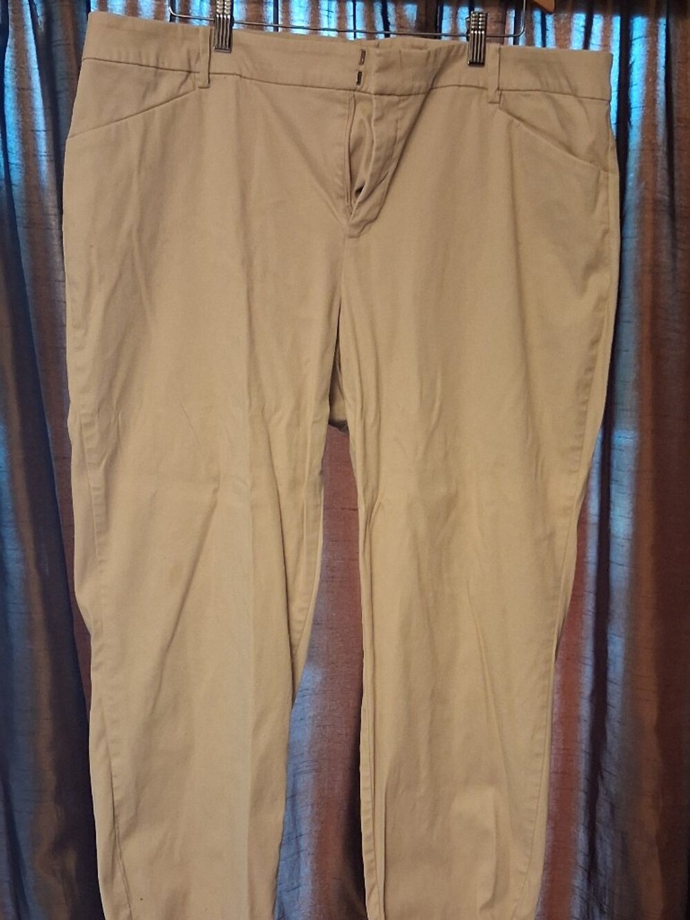Lord & Taylor 22W Women's pants 38" Length Tan